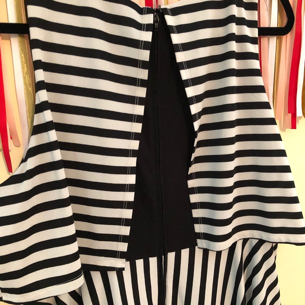 🦓 BOGO FOREVER 21 DRESS - Picture 7 of 7